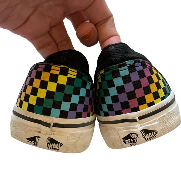 Vans Off the Wall Multicolor Rainbow Check Slip On Tennis Shoes - Picture 3 of 10
